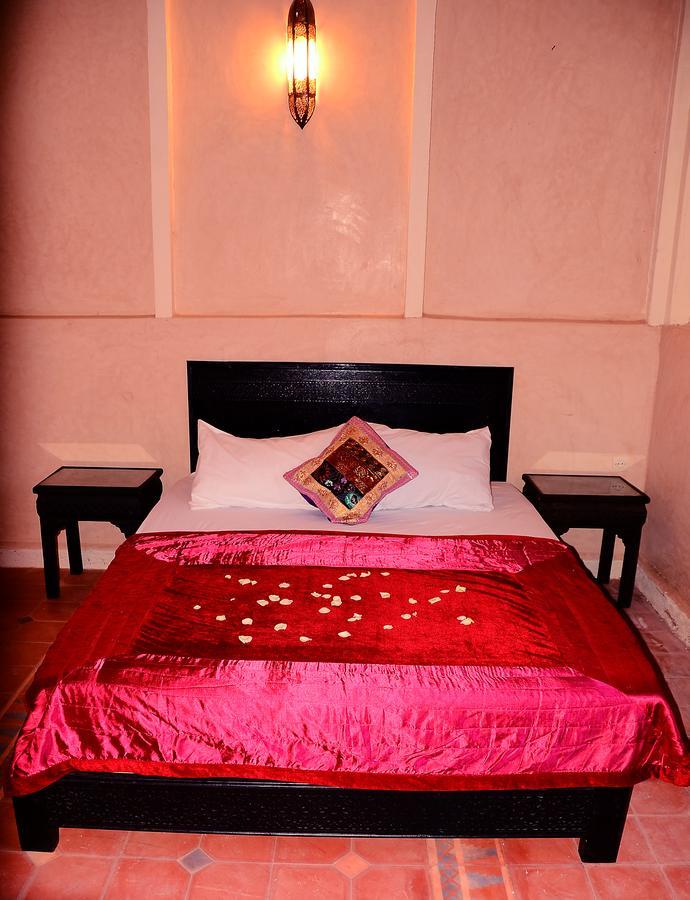 Hotel Latifa House Sbiti Exteriér fotografie
