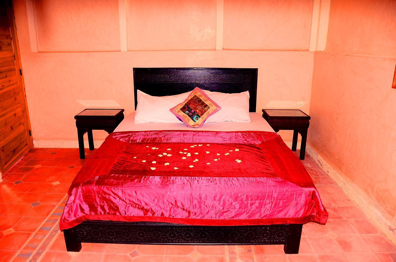 Hotel Latifa House Sbiti Exteriér fotografie